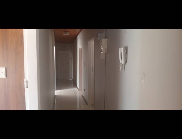 4 BEDROOM FREESTANDING FOR SALE IN NESERHOF
